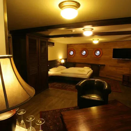 Boat Matylda Tekne 4*