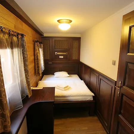 قارب ماتيلدا 4* براغ