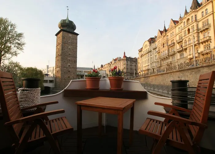 ボート マチルダ 船上ホテル